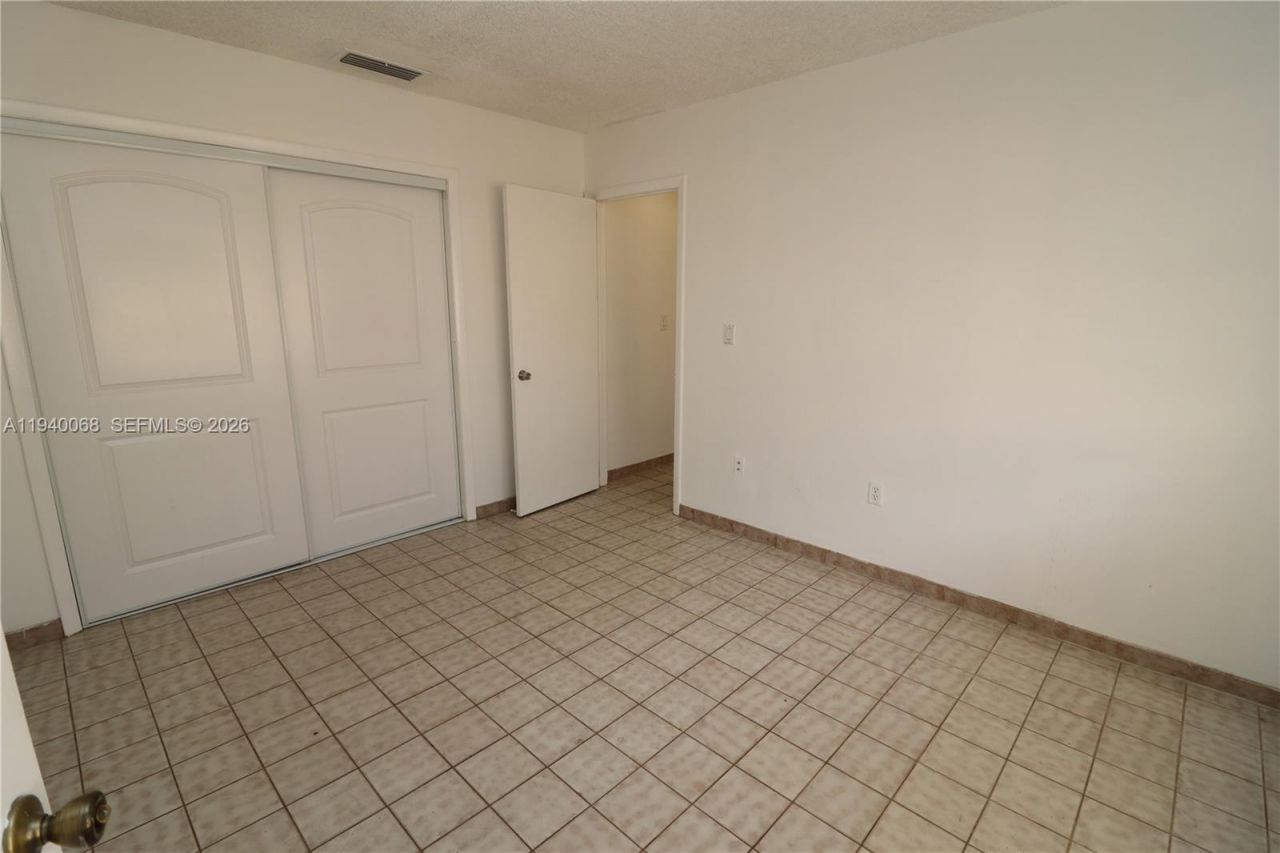 1348 SW 2nd St, Unit 8, Miami, FL 33135 Photo