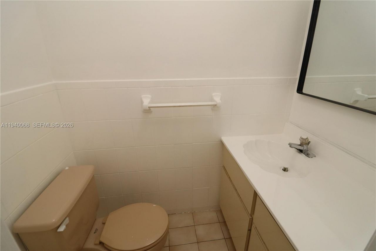 1348 SW 2nd St, Unit 8, Miami, FL 33135 Photo