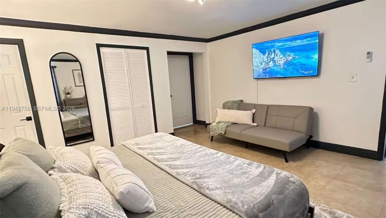 747 E 19th St, Hialeah, FL 33013 Photo