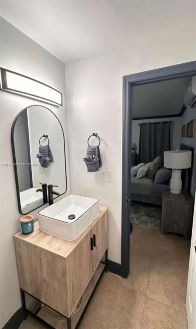 747 E 19th St, Hialeah, FL 33013 Photo