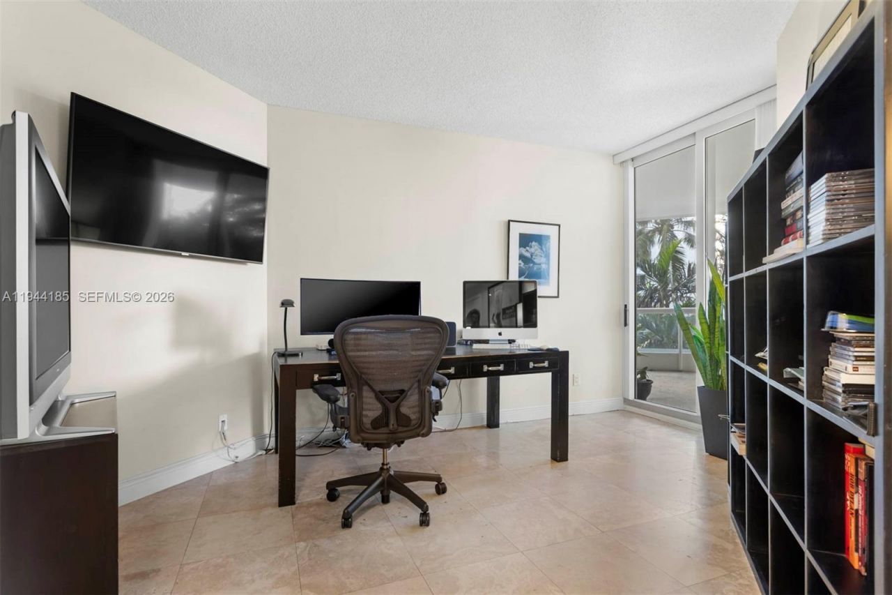 21050 Point Pl, Unit 502, Aventura, FL 33180 Photo