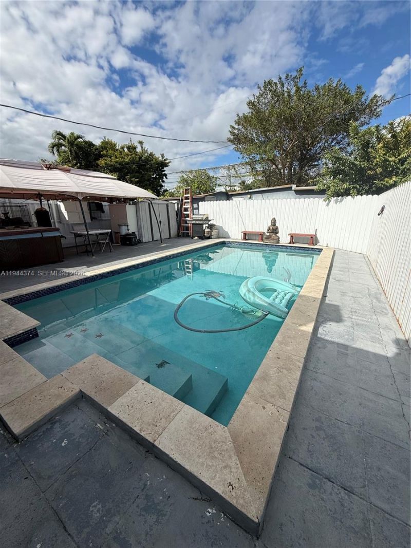 775 E 31st St, Hialeah, FL 33013 Photo