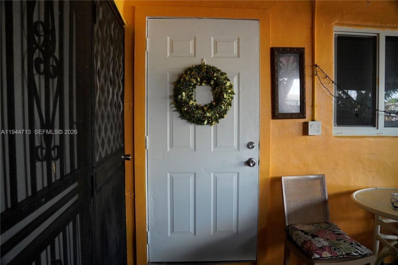 4370 NW 174th Dr, Unit 2, Miami Gardens, FL 33055 Photo