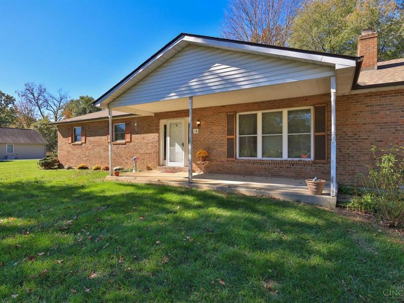 16 Lorelei Drive, Perry Twp, OH 45118 Photo 2