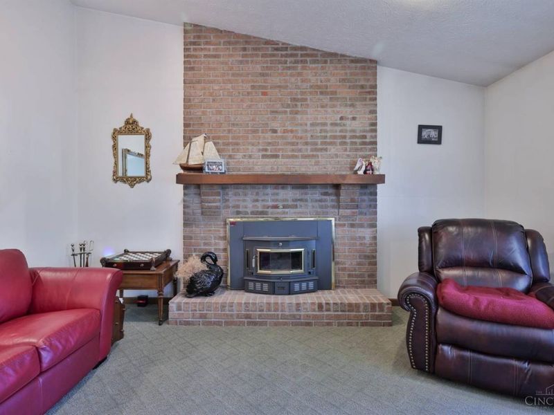 16 Lorelei Drive, Perry Twp, OH 45118 Photo 4