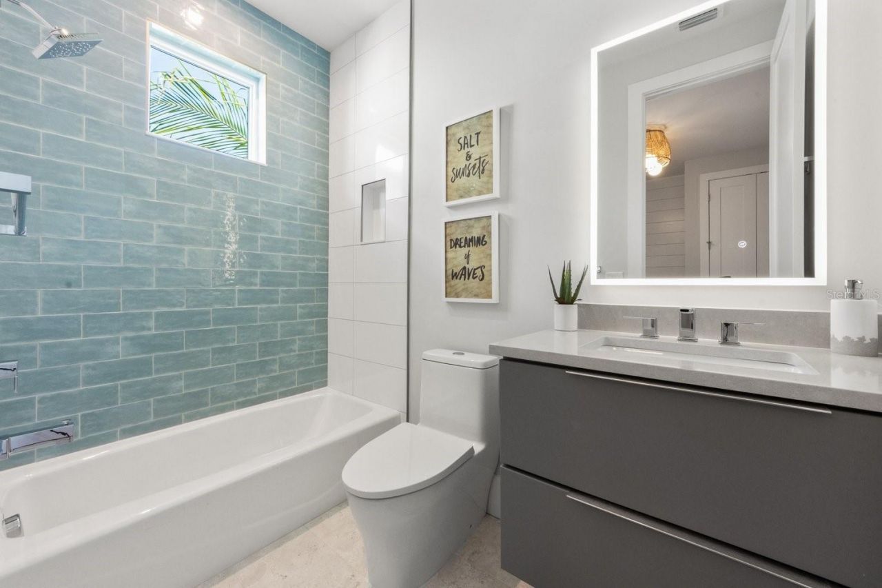 870 N Shore Drive, Anna Maria, FL 34216 Photo