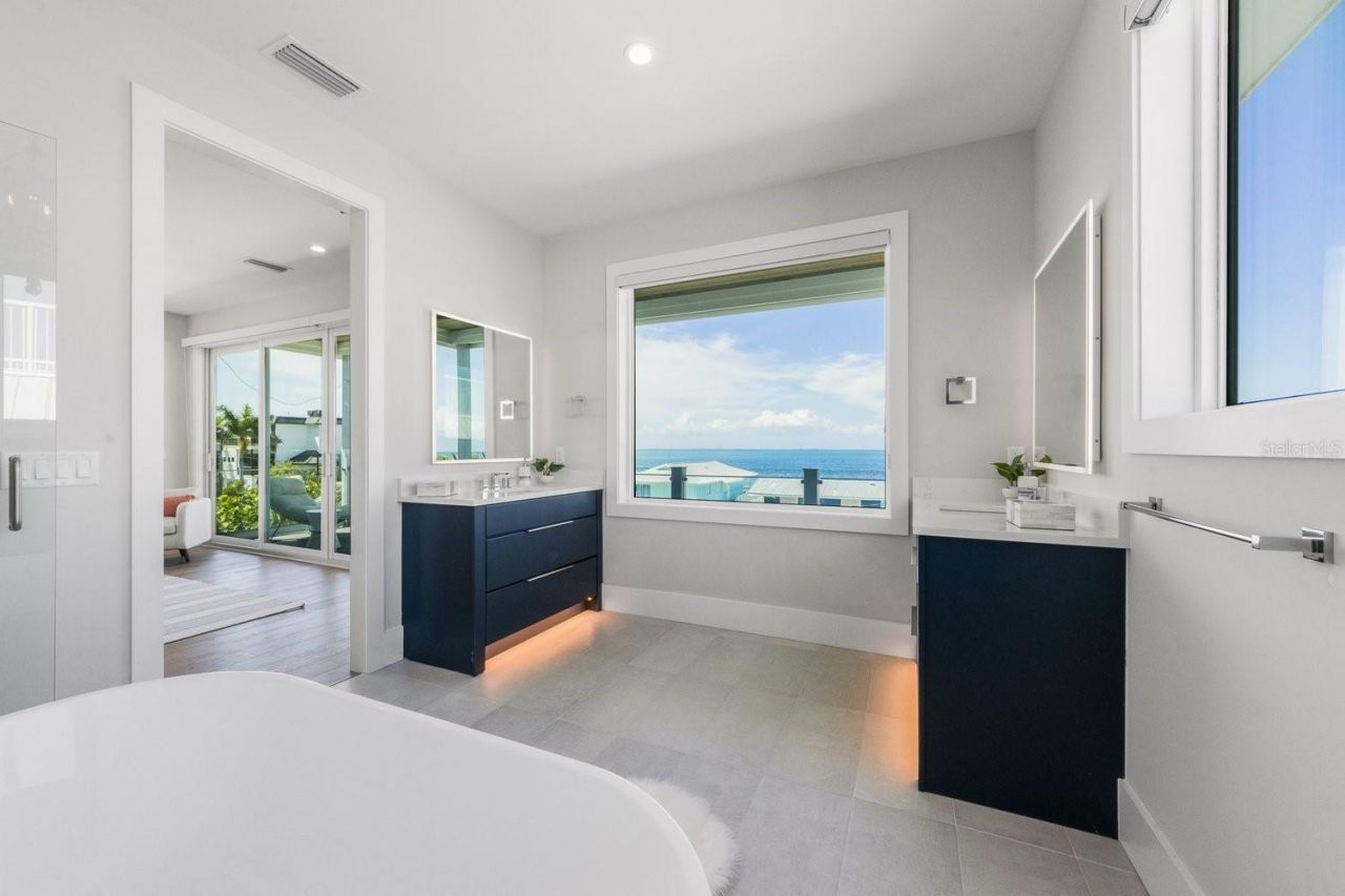 870 N Shore Drive, Anna Maria, FL 34216 Photo