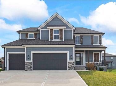 2613 SW River Trail Road, Lee's Summit, MO 64082