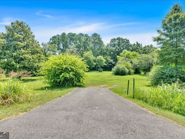 2454 Hall Station Road NW, Adairsville, GA 30103