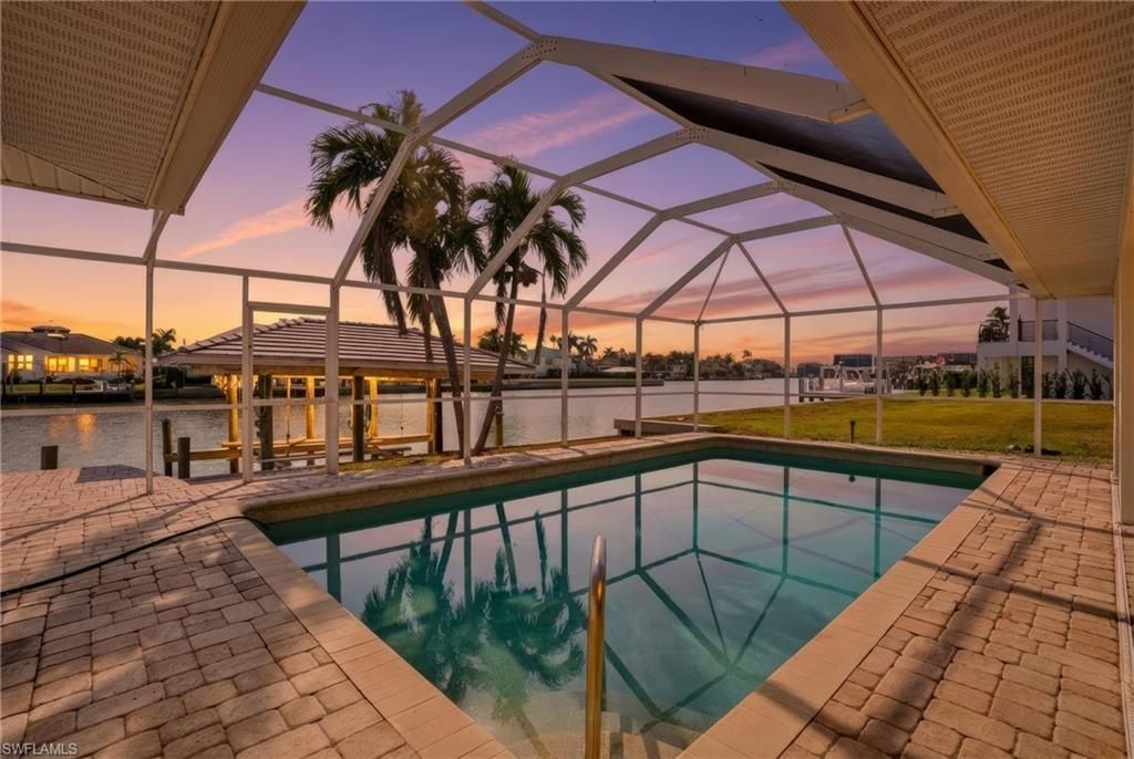 380 Conners Ave, Naples, FL 34108 Main Photo