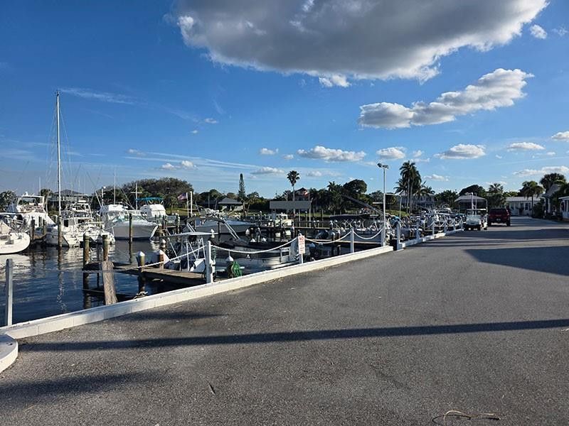 4300 SE Saint Lucie Boulevard, Unit 70, Stuart, FL 34997 Photo