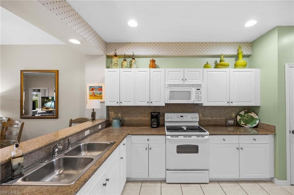 7930 Mahogany Run Ln, Unit 811, Naples, FL 34113 Photo