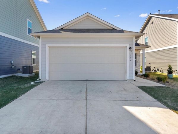7704 Poppy Petal Dr LOOP, Del Valle, TX 78617