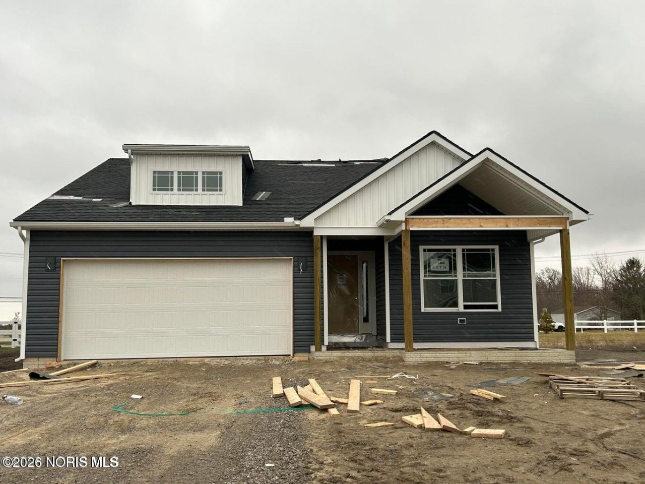 1860 Caleb Court, Waterville, OH 43566 Main Photo