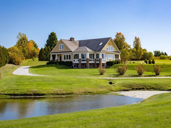 500 Crosswind Drive, Charlotte, VT 05445