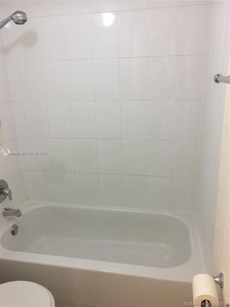 9403 SW 76th St, Unit Y28, Miami, FL 33173 Photo