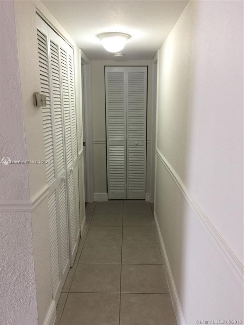 9403 SW 76th St, Unit Y28, Miami, FL 33173 Photo