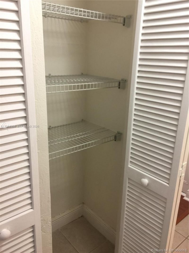 9403 SW 76th St, Unit Y28, Miami, FL 33173 Photo