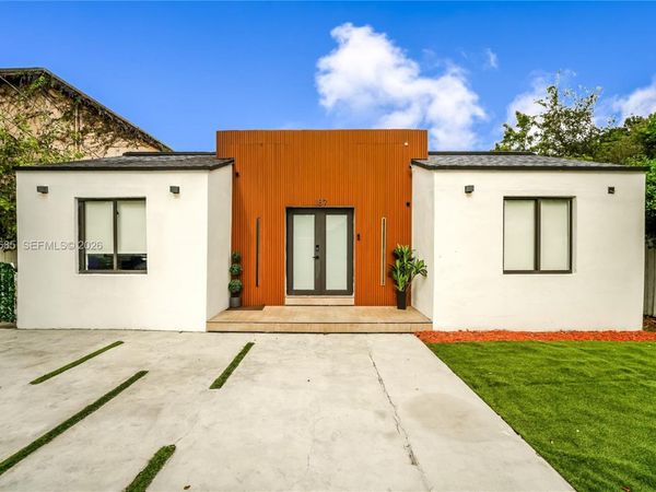 187 NW 53rd St , Miami, FL 33127