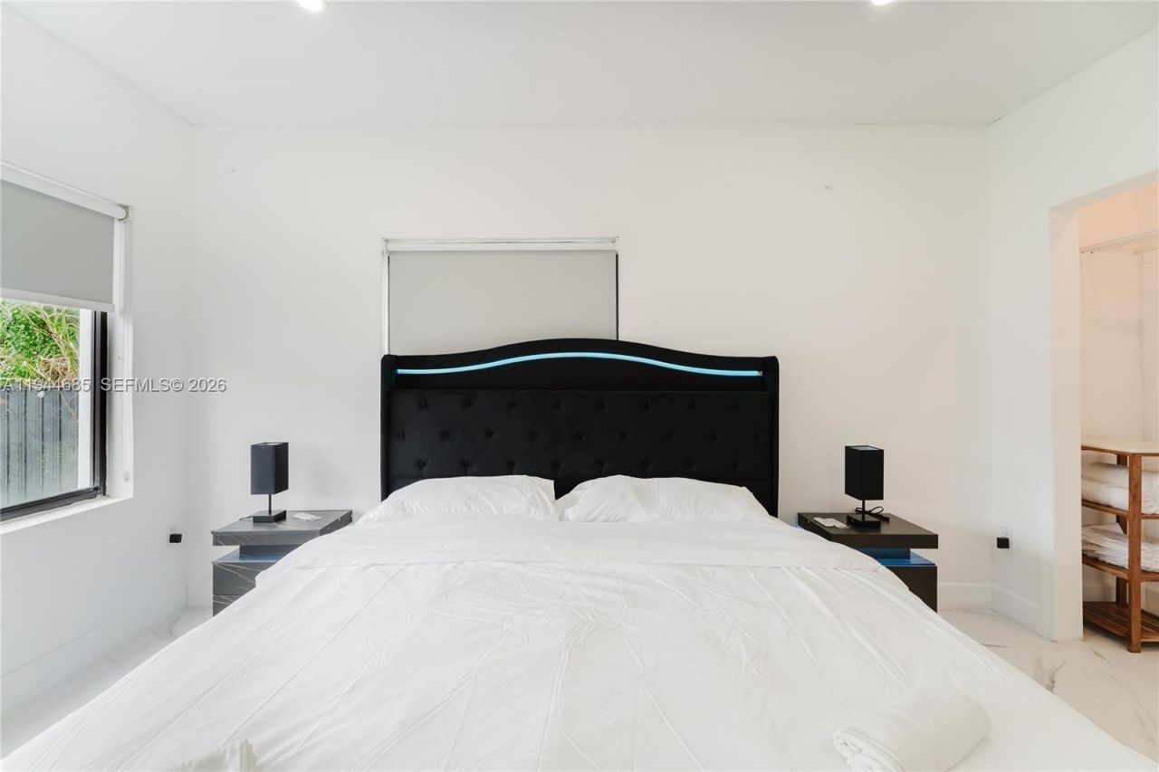 187 NW 53rd St , Miami, FL 33127 Photo