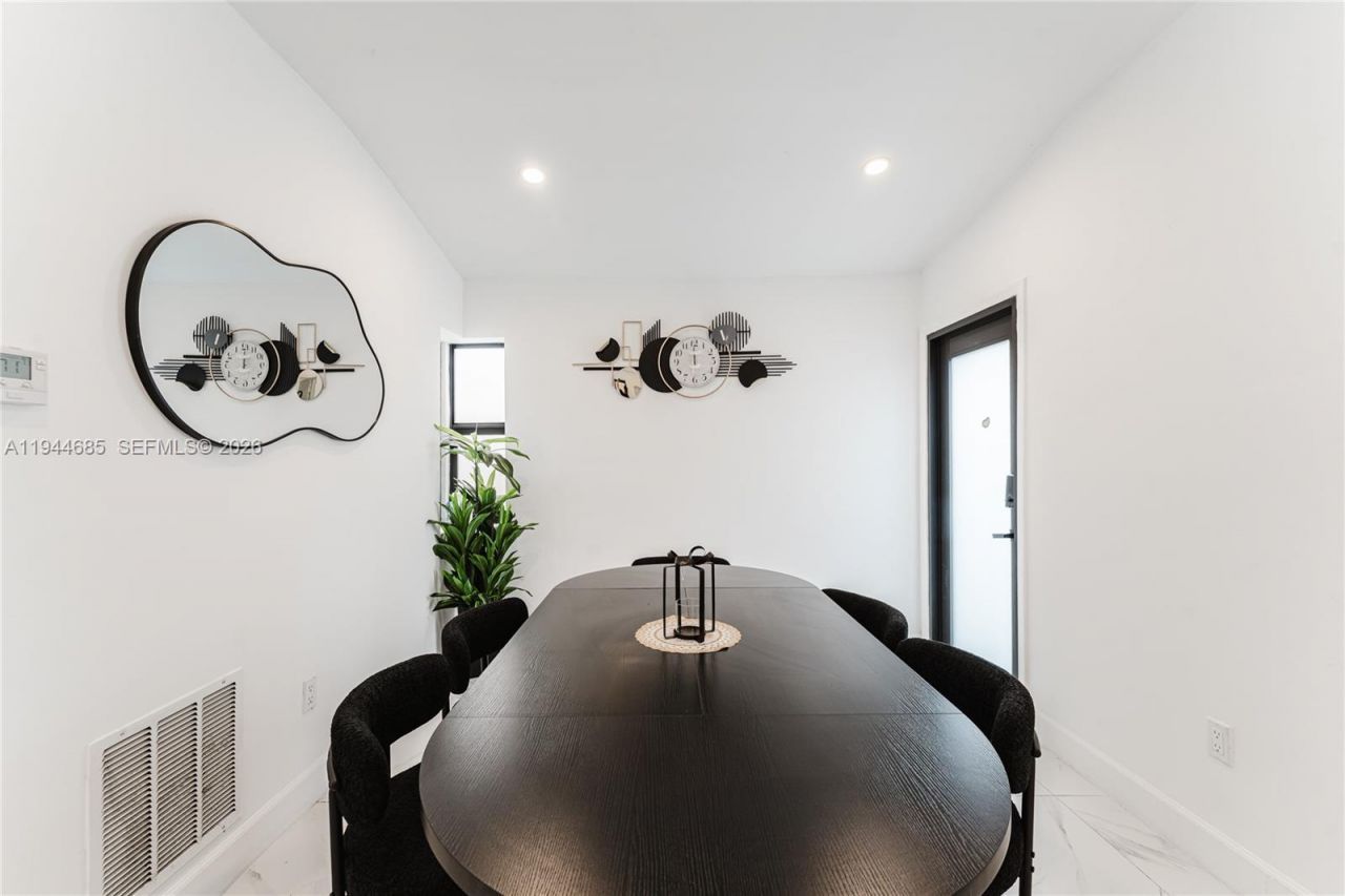 187 NW 53rd St , Miami, FL 33127 Photo