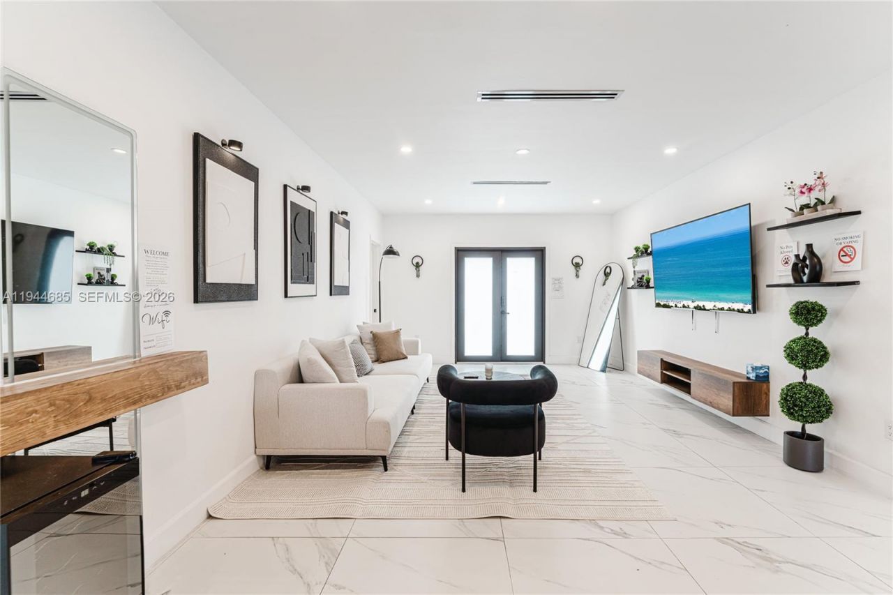 187 NW 53rd St , Miami, FL 33127 Photo