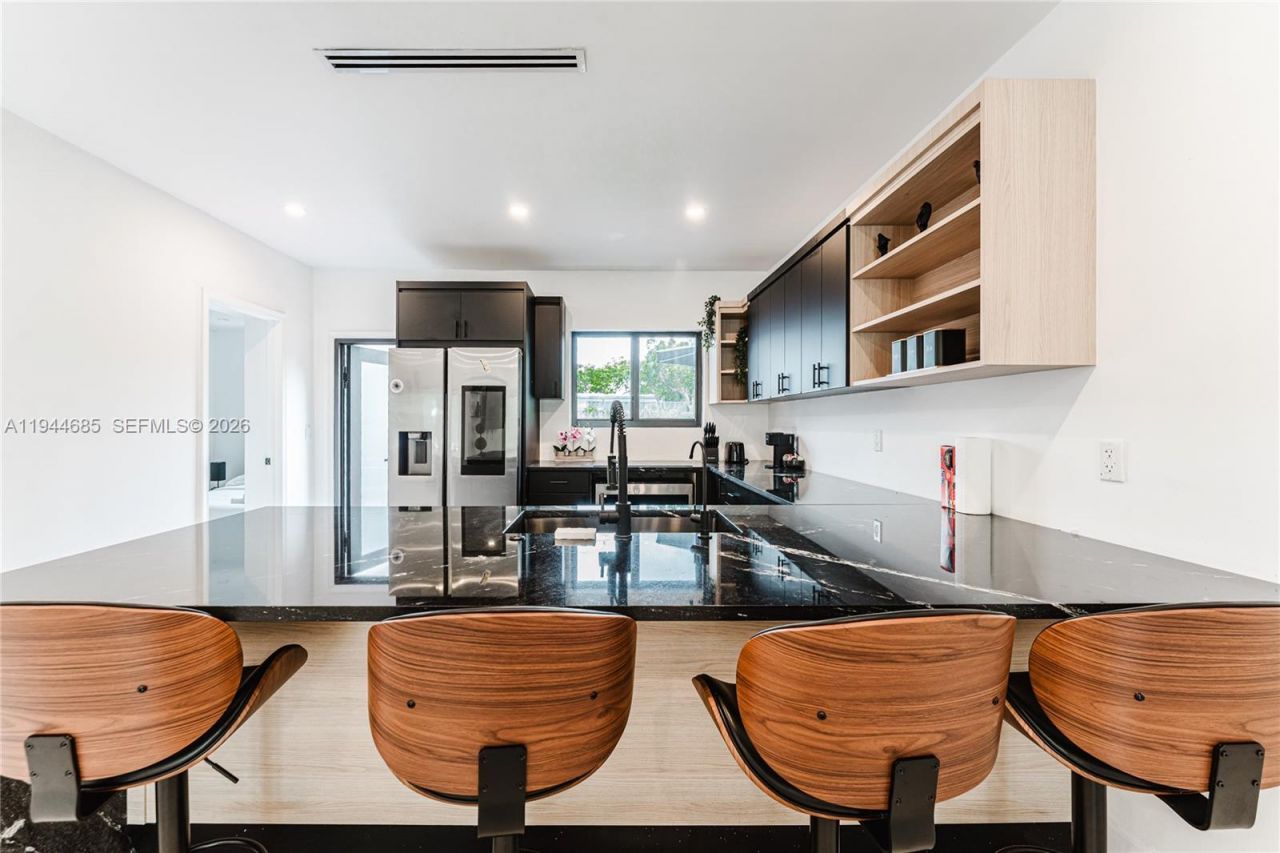 187 NW 53rd St , Miami, FL 33127 Photo