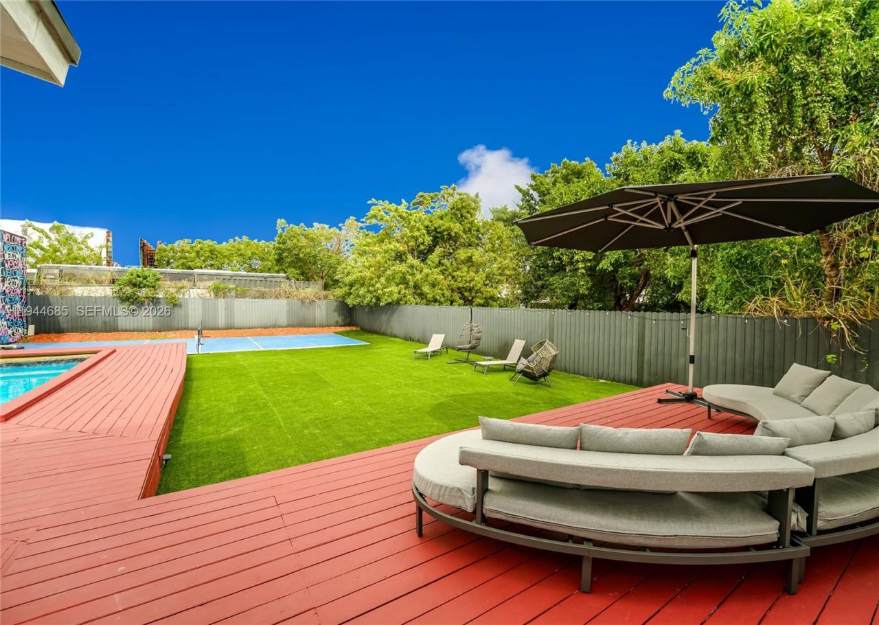 187 NW 53rd St , Miami, FL 33127 Photo