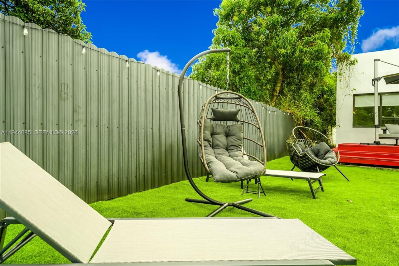 187 NW 53rd St , Miami, FL 33127 Photo