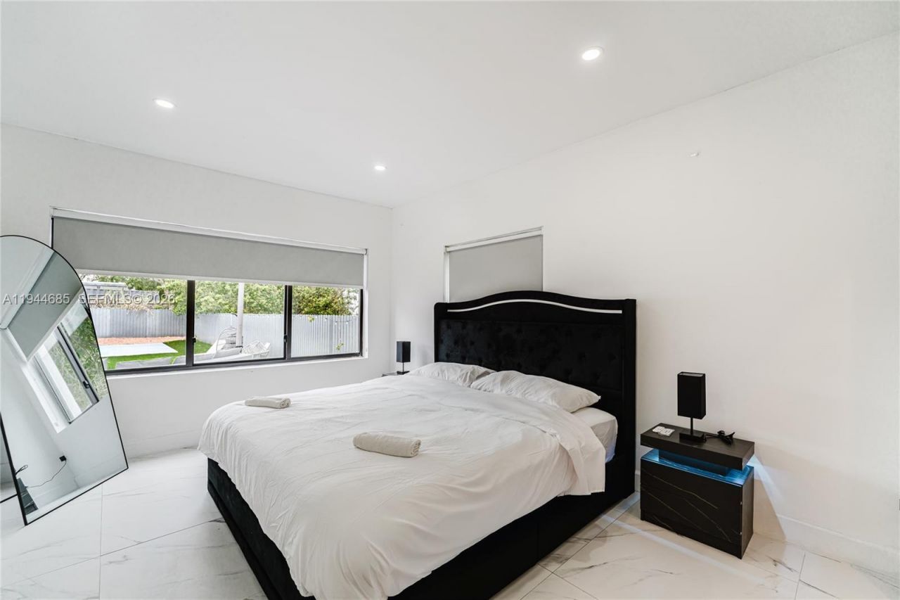 187 NW 53rd St , Miami, FL 33127 Photo