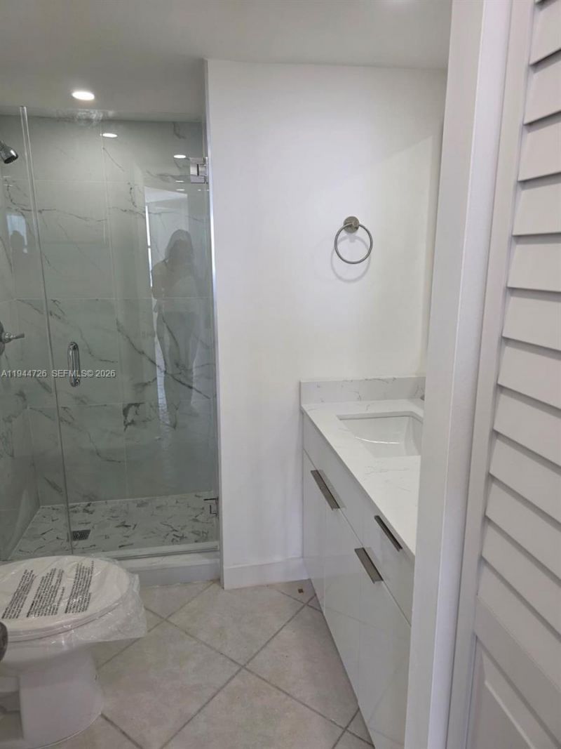 18151 NE 31st Ct, Unit 2009, Aventura, FL 33160 Photo