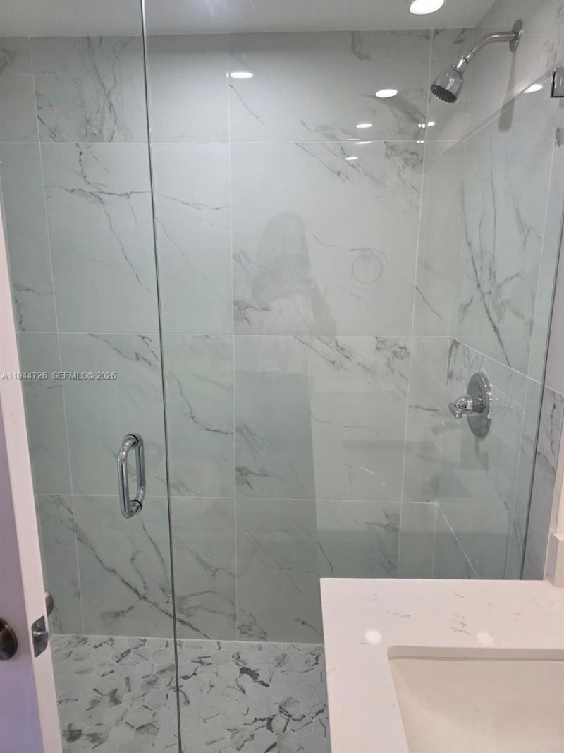 18151 NE 31st Ct, Unit 2009, Aventura, FL 33160 Photo