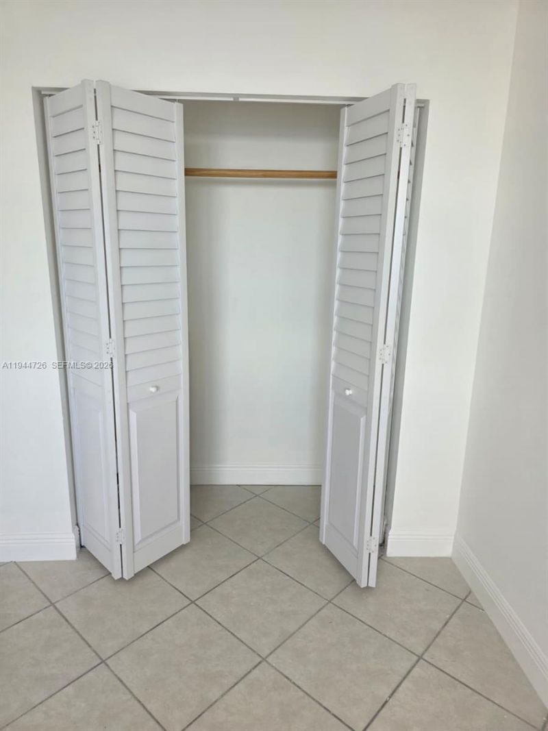 18151 NE 31st Ct, Unit 2009, Aventura, FL 33160 Photo