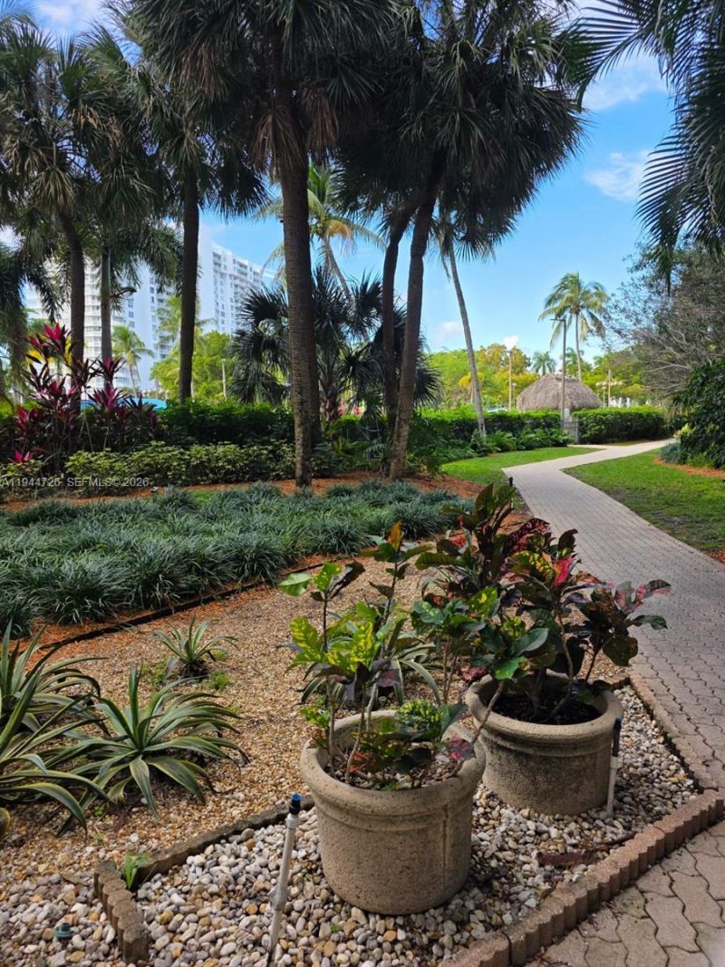 18151 NE 31st Ct, Unit 2009, Aventura, FL 33160 Photo