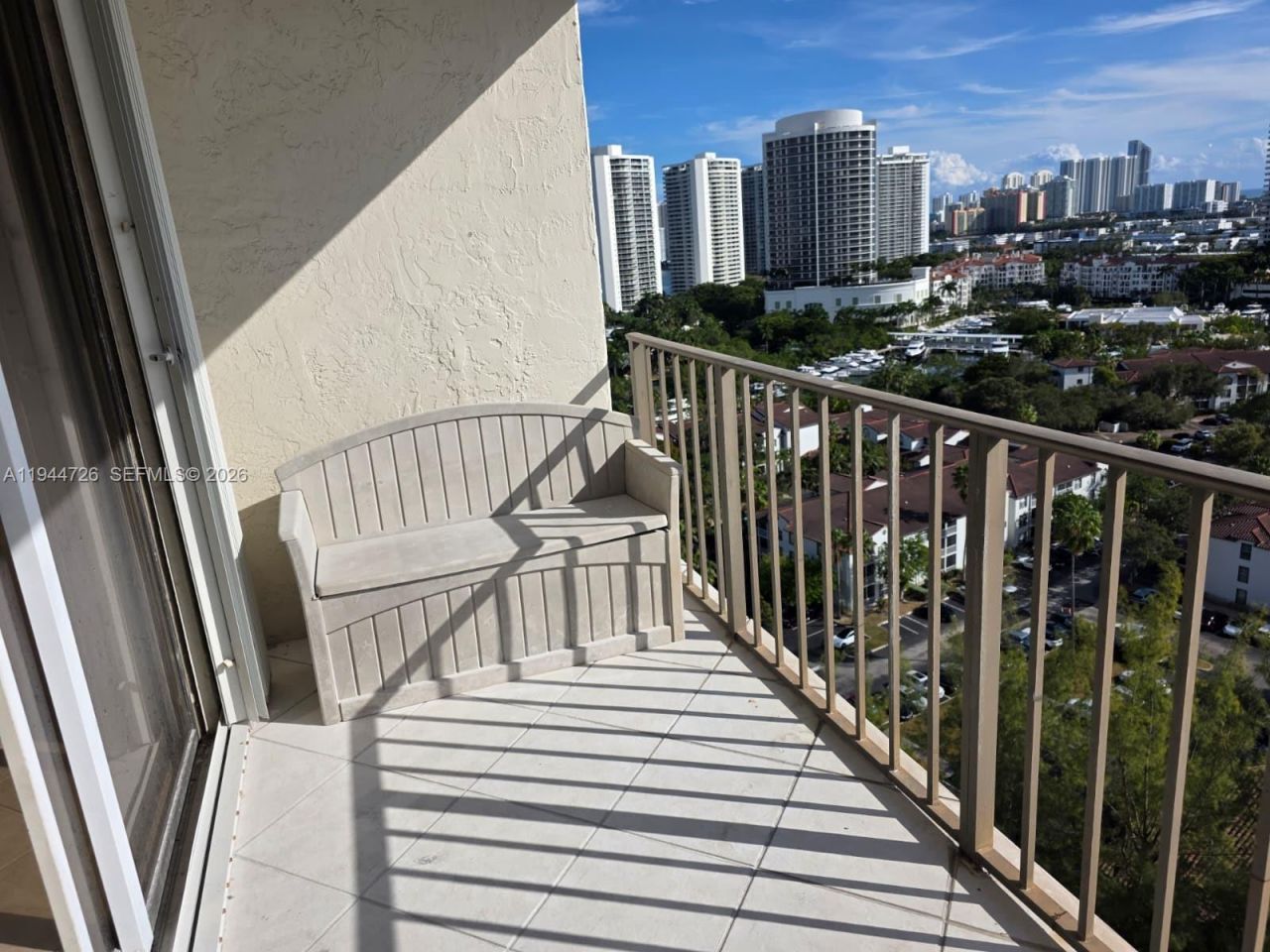 18151 NE 31st Ct, Unit 2009, Aventura, FL 33160 Photo