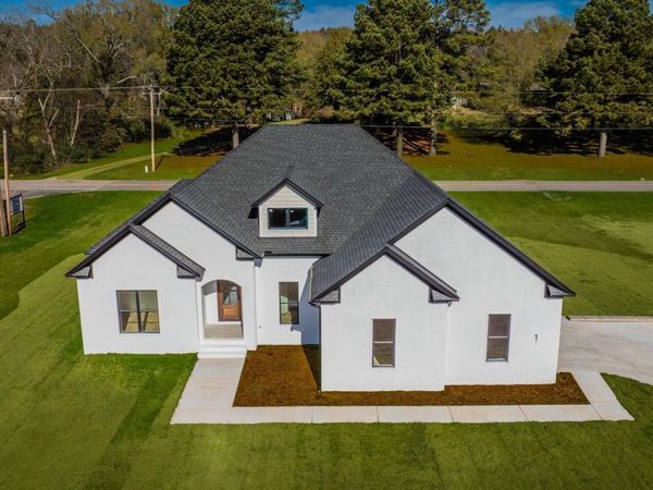 1 Moonlight, Morrilton, AR 72110