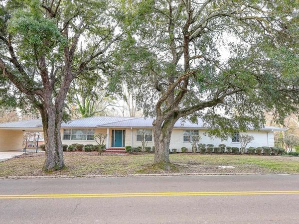 1415 W Main St, El Dorado, AR 71730