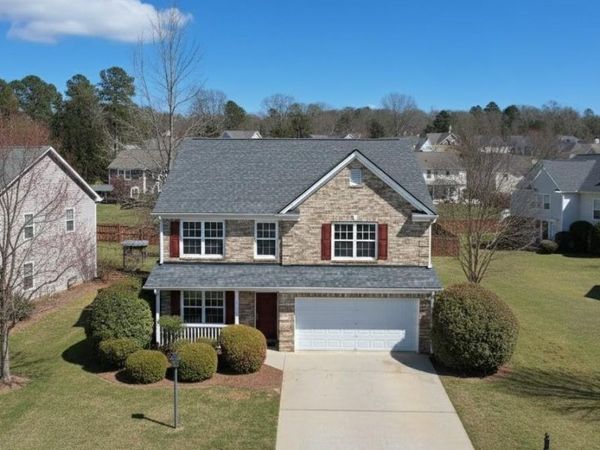 623 Hawthorn Lane, Grayson, GA 30017