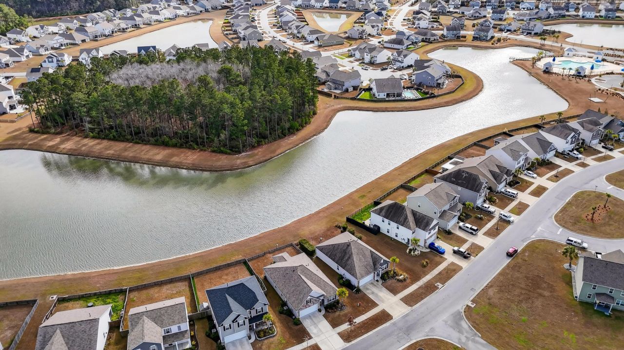 149 Greenwich Drive Photo 27