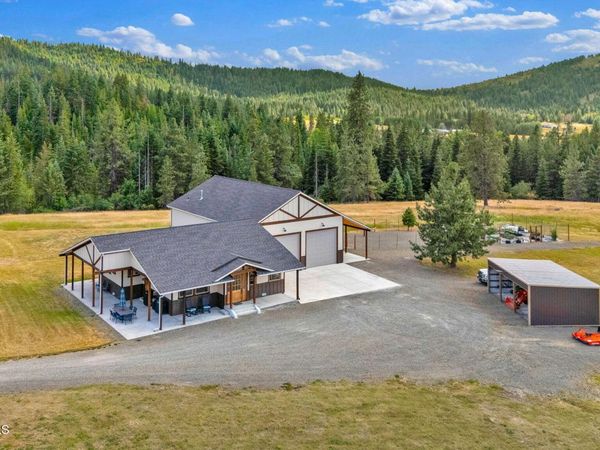 12194 E Rosewood RD, St. Maries, ID 83861