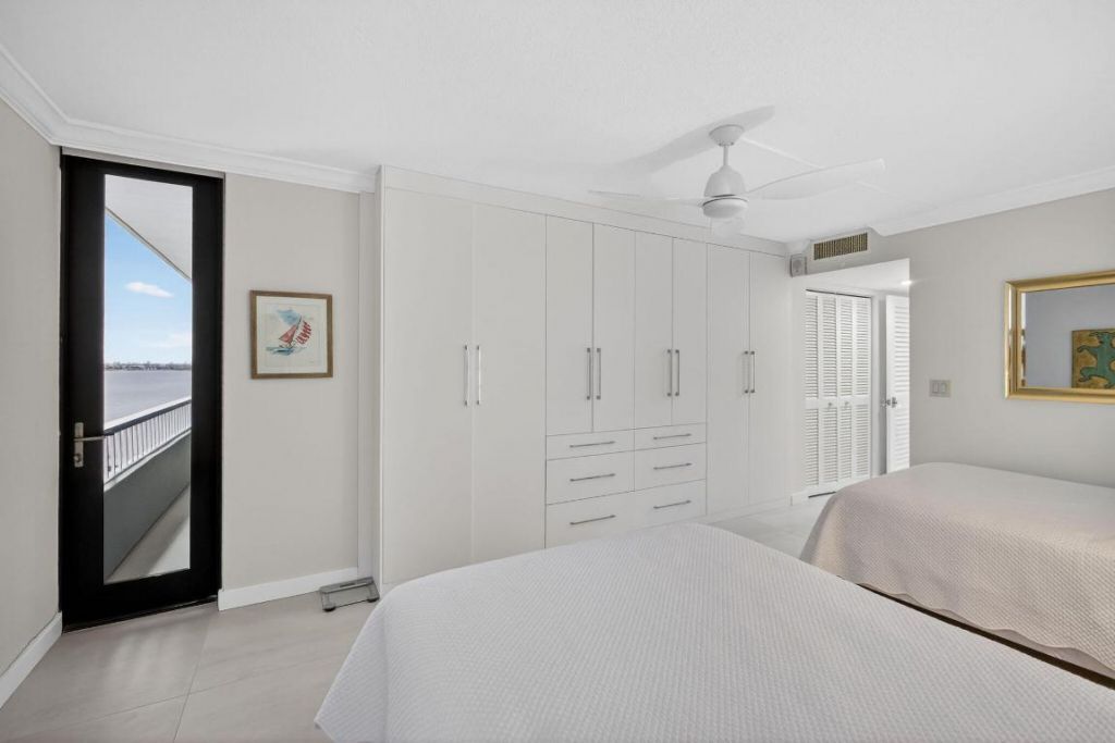 5540 N Ocean Drive, Unit 14b, Singer Island, FL 33404 Photo