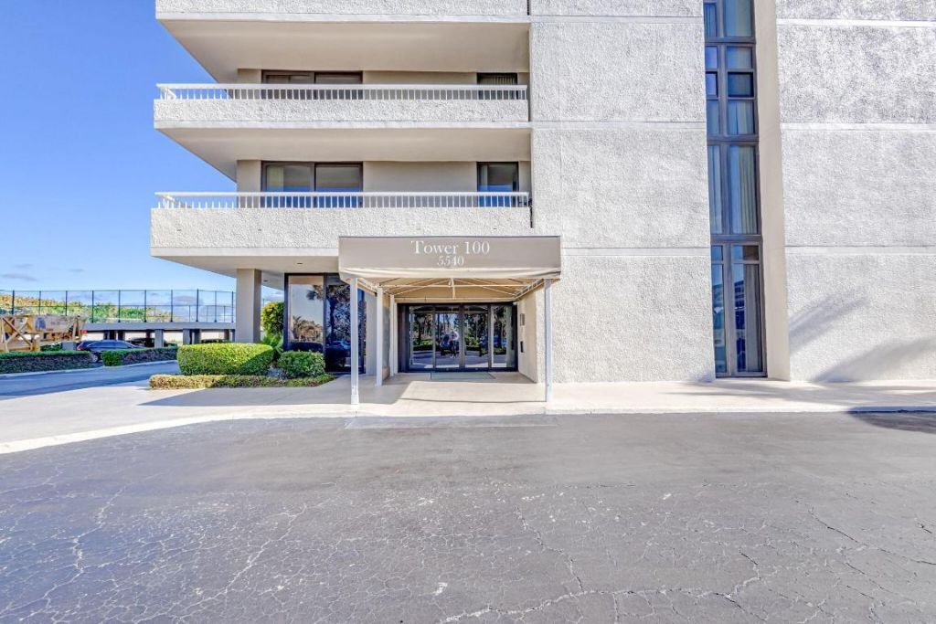 5540 N Ocean Drive, Unit 14b, Singer Island, FL 33404 Photo