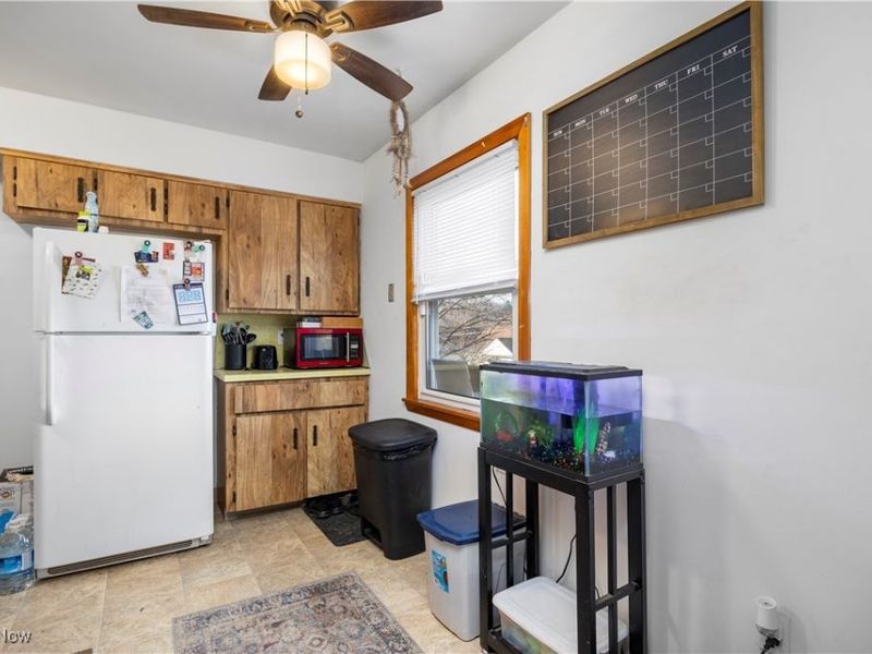 439 Larkin Avenue, Akron, OH 44305 Photo 13