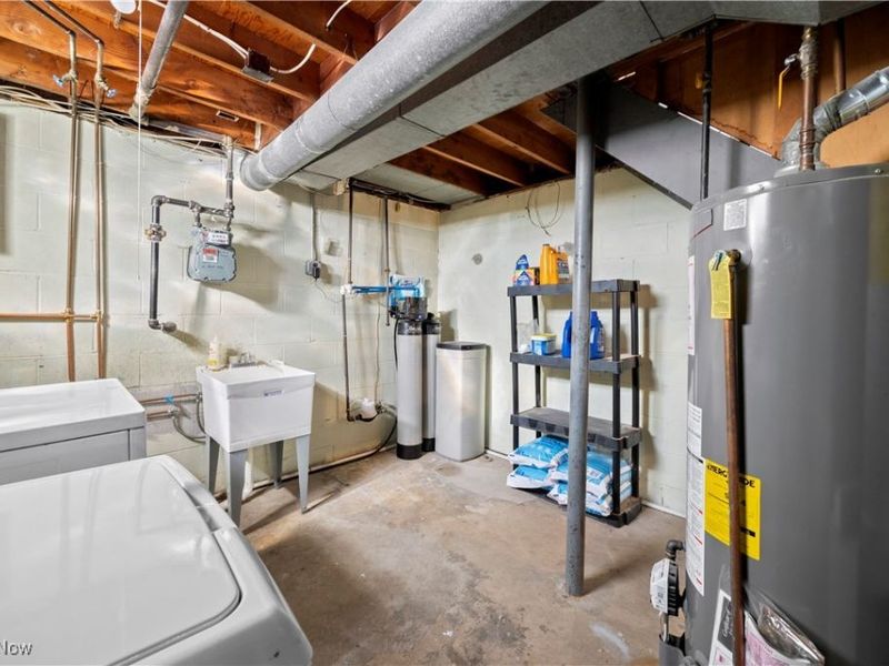 439 Larkin Avenue, Akron, OH 44305 Photo 35