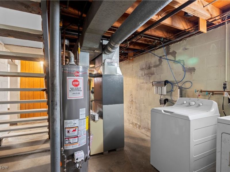 439 Larkin Avenue, Akron, OH 44305 Photo 36