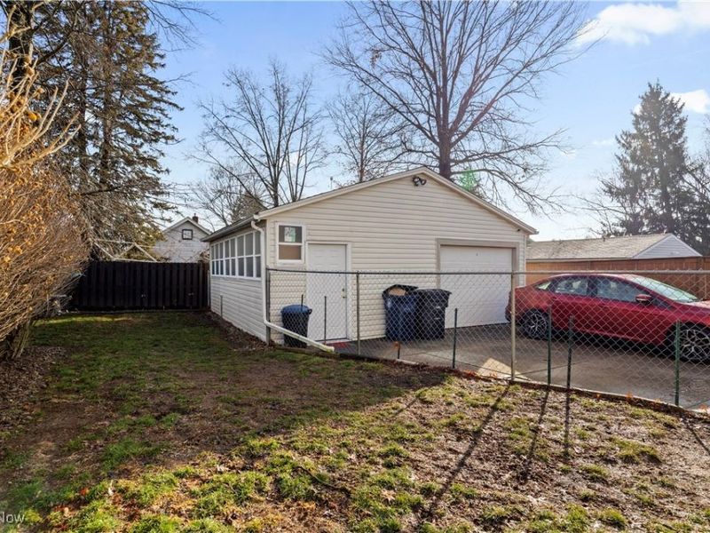 439 Larkin Avenue, Akron, OH 44305 Photo 7