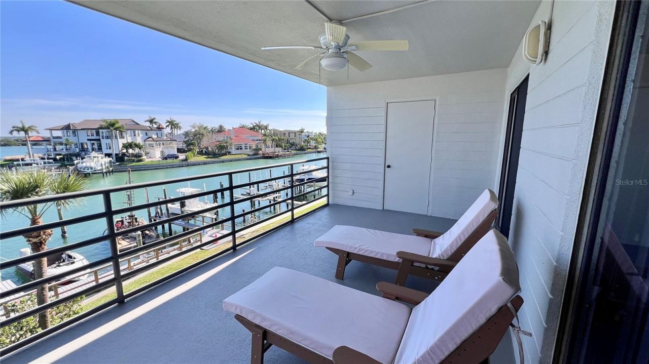 363 Pinellas Bayway S, Unit 36, Tierra Verde, FL 33715 Photo