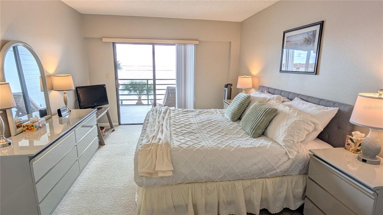 363 Pinellas Bayway S, Unit 36, Tierra Verde, FL 33715 Photo