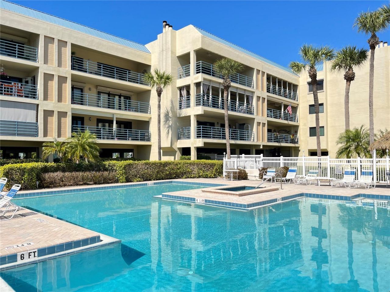 363 Pinellas Bayway S, Unit 36, Tierra Verde, FL 33715 Photo
