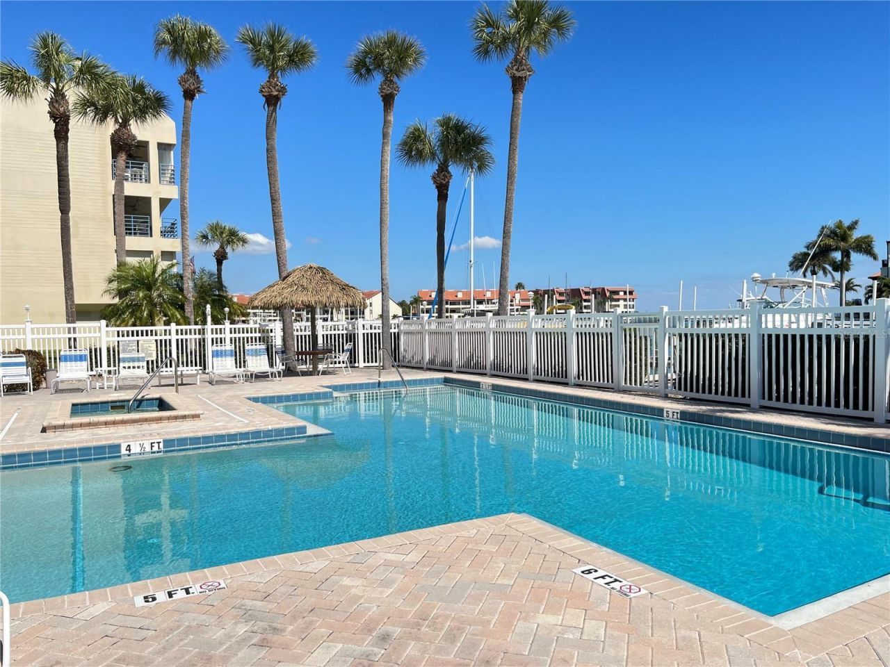 363 Pinellas Bayway S, Unit 36, Tierra Verde, FL 33715 Photo